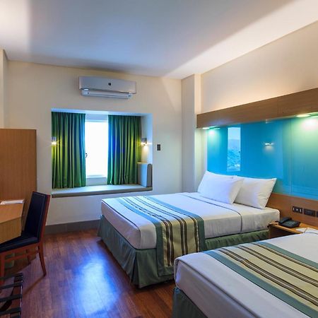 Microtel By Wyndham South Forbes Near Nuvali Santa Rosa  Exterior photo